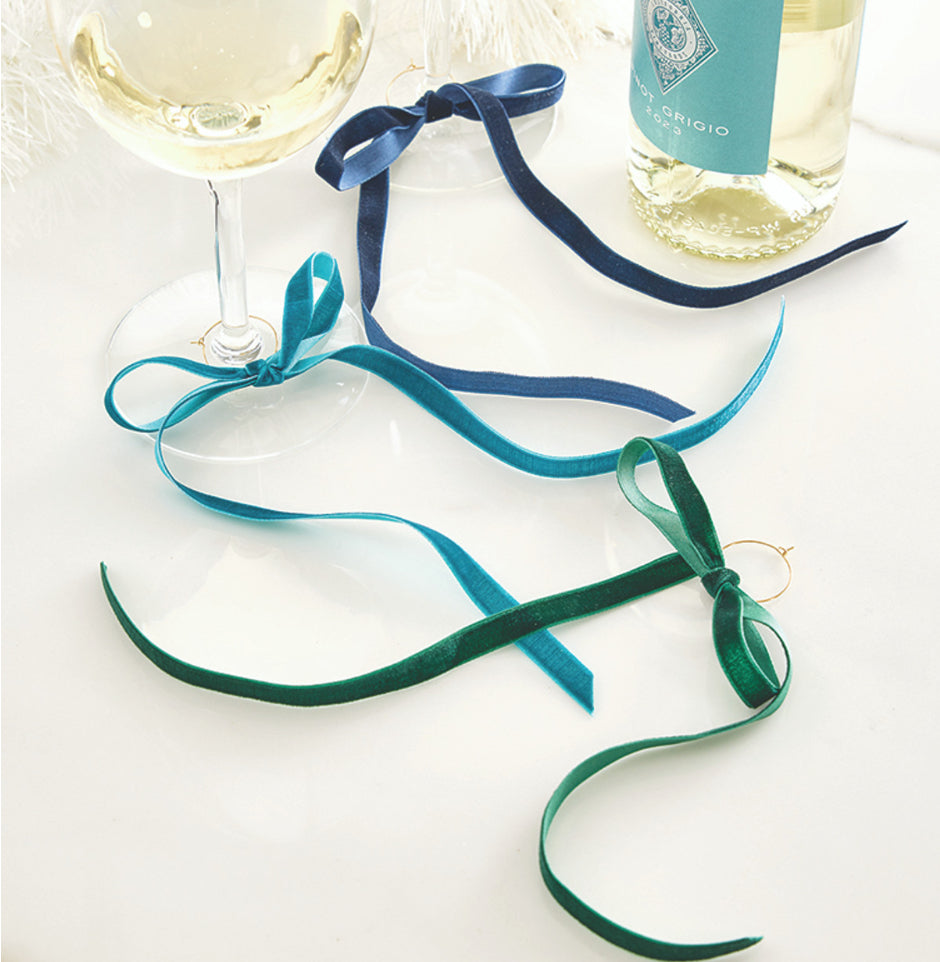 Velvet Bow Drink Marker